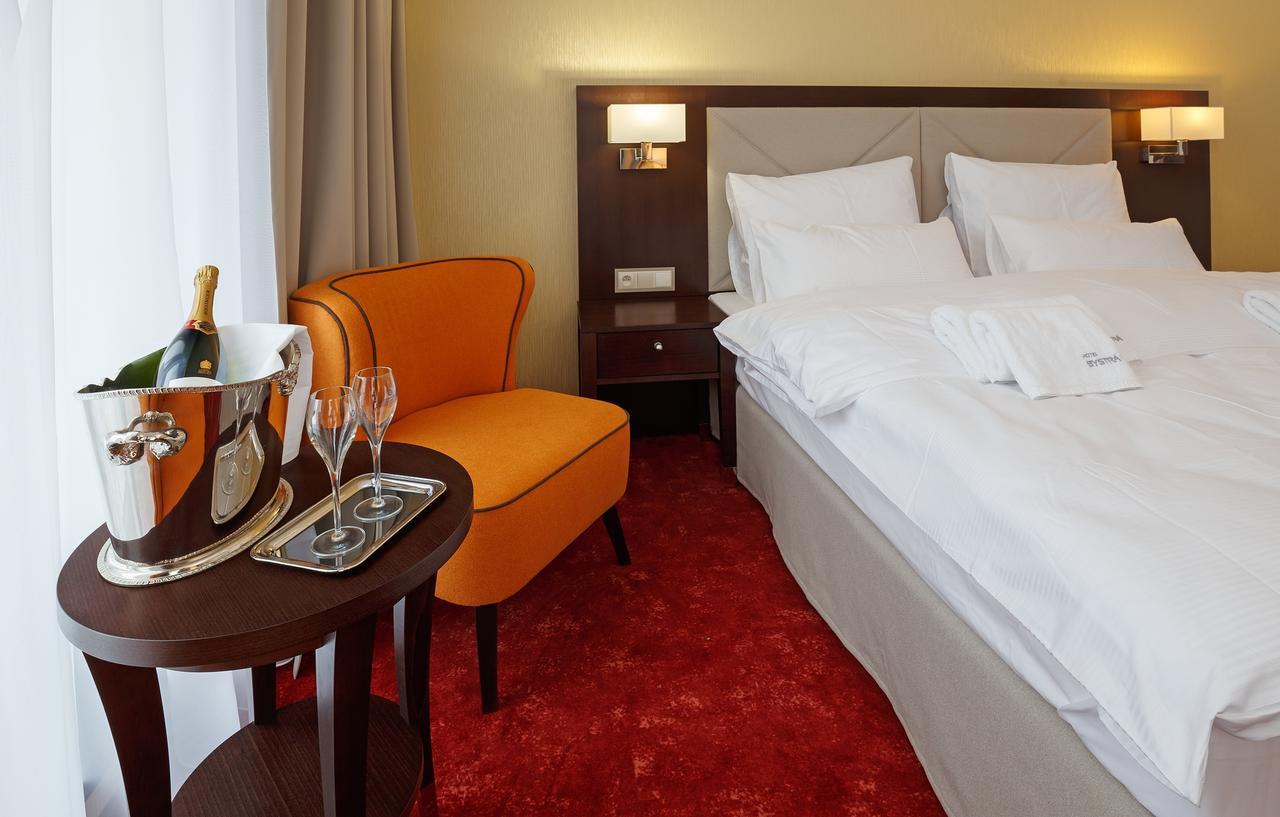 Hotel Bystra Snina Eksteriør bilde
